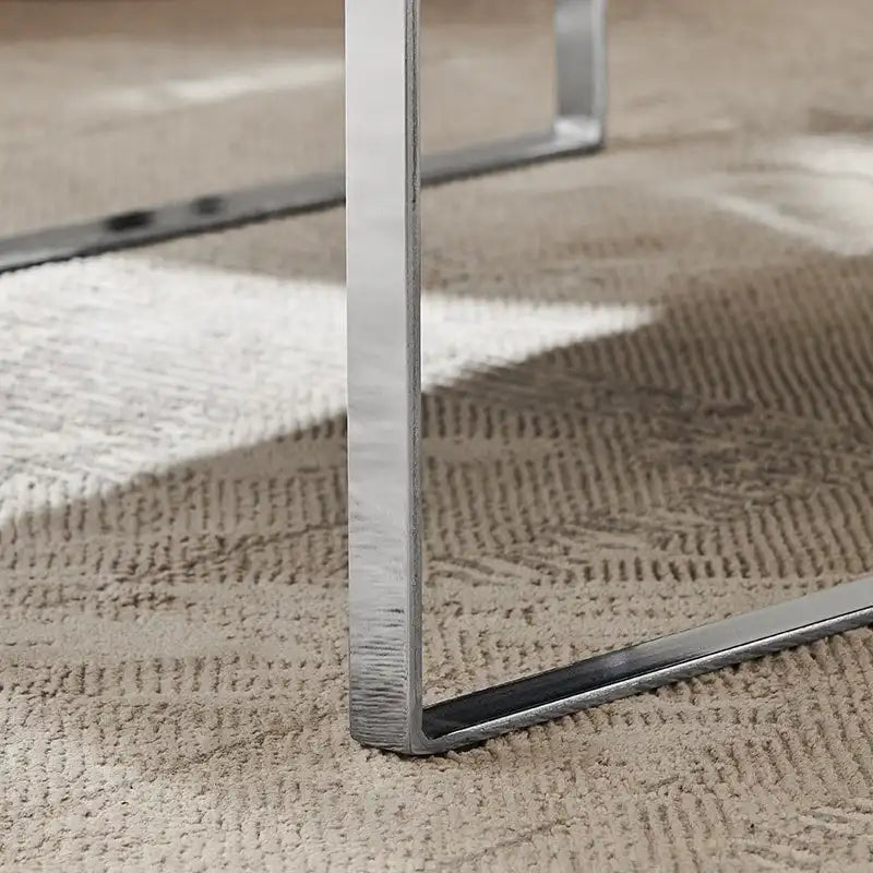 Poltroncina d'appoggio rivestita in similpelle con base a slitta in acciaio – Seduta singola, colori multipli