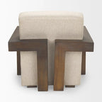 Poltrona accentuata in tessuto beige, struttura in legno massello, 1 posto